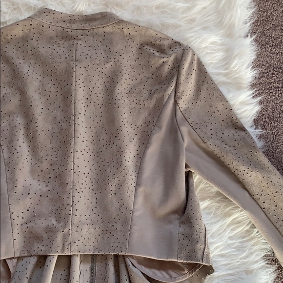 BCBGMAXAZRIA Jacket - Picture 5 of 7